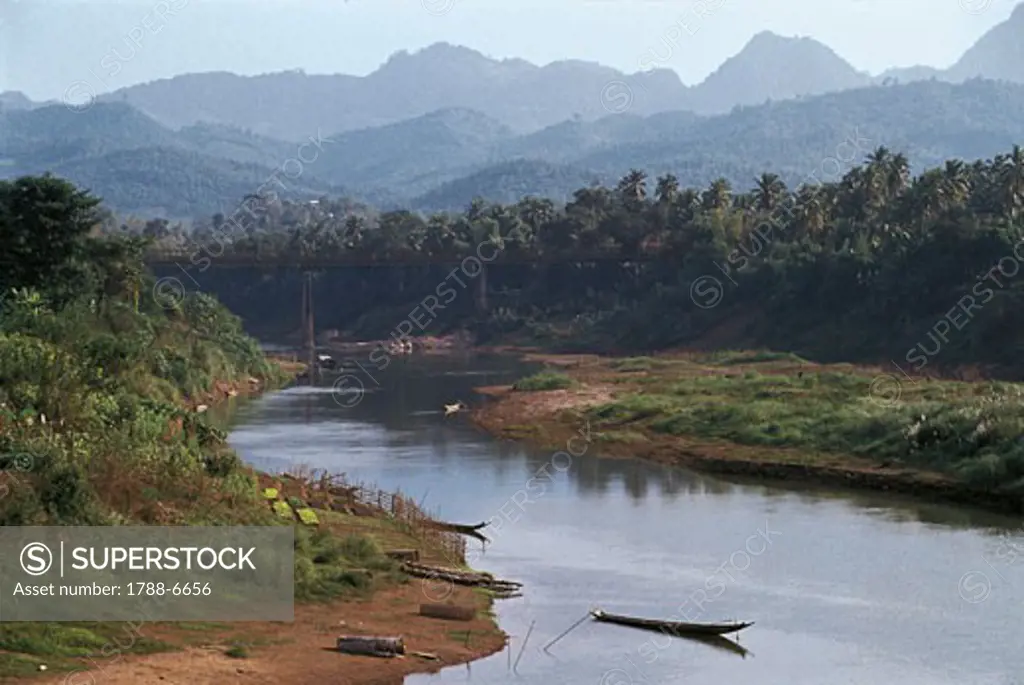 Laos - Louangphrabang (Luang-Prabang) - Nam Khan River