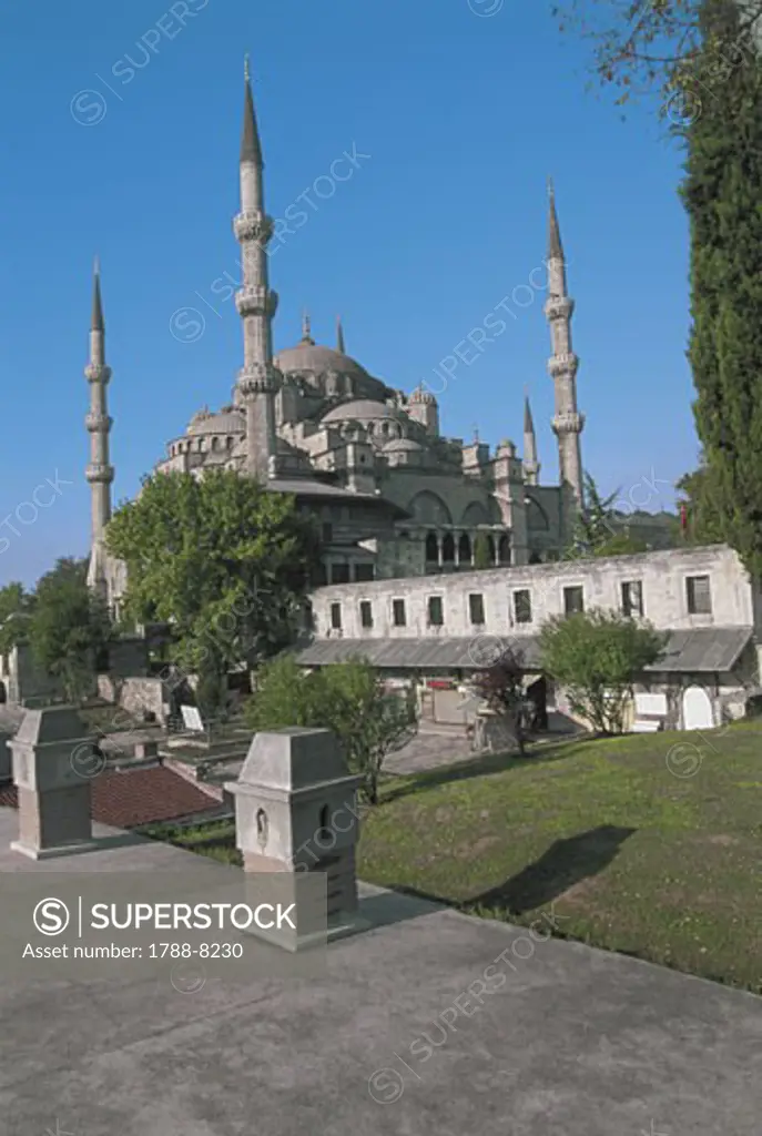Garden in front of a mosque, Blue Mosque, Istanbul, Turkey