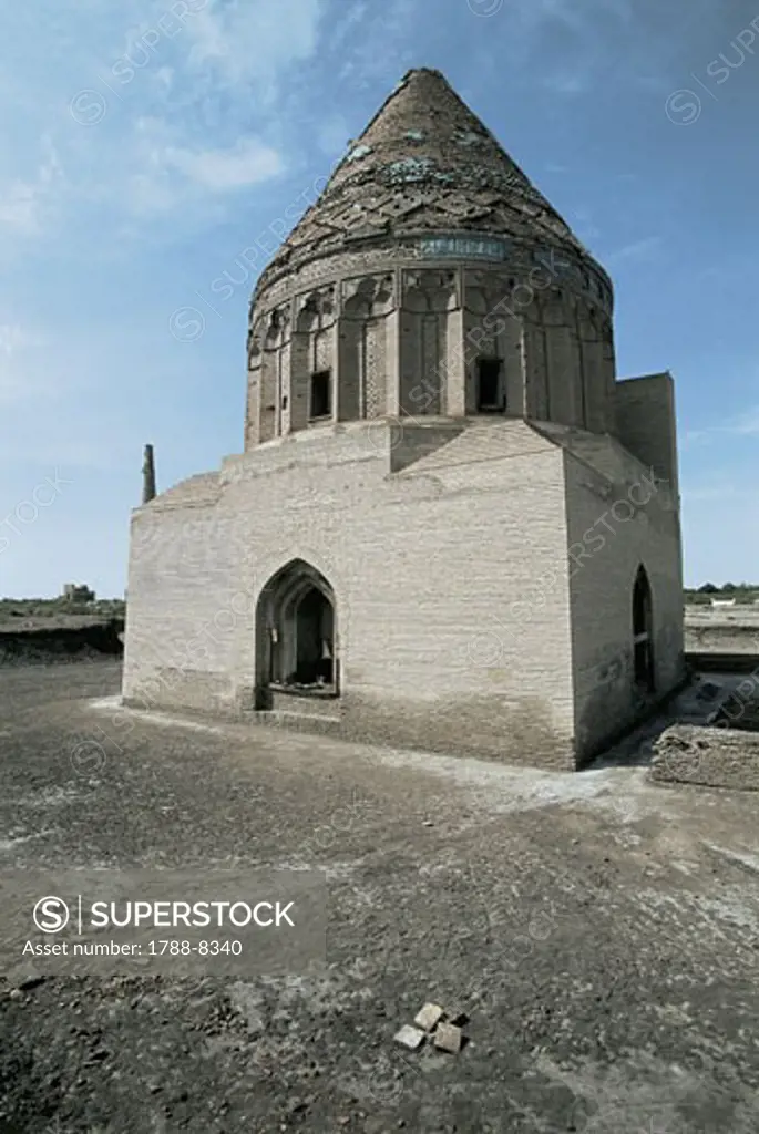Low angle view of a mausoleum, Sultan Tekesh Mausoleum, Urgench, Kunya, Turkmenistan