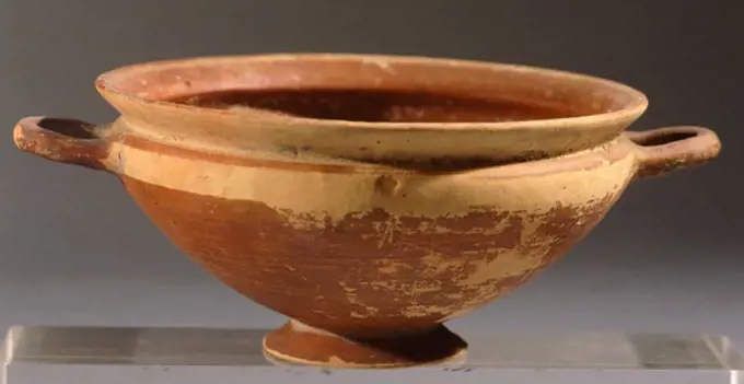 Apulian Kylix, pottery from Apulia, Italy. Ancient Greek civilization, Magna Graecia, 6th Century BC.