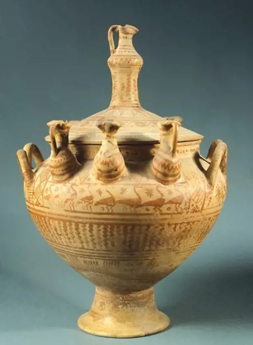 Krater with decorated lid. Geometric pottery. Etruscan Civilization, 700-725 BC.