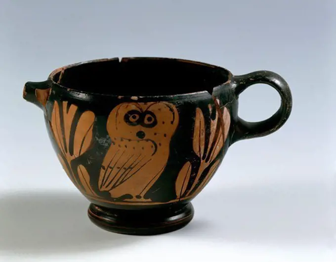 Skypos with the figure of an owl, red-figure Greek pottery, Scythian Civilization, 4th Century BC.