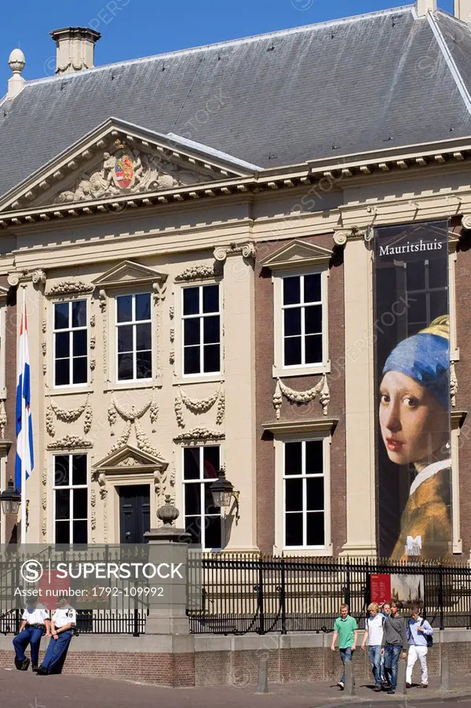 Netherlands, Southern Holland Province, The Hague, Mauritshuis Museum of the 17th century houses the famous paintings by J. Vermeer Girl with a Pearl