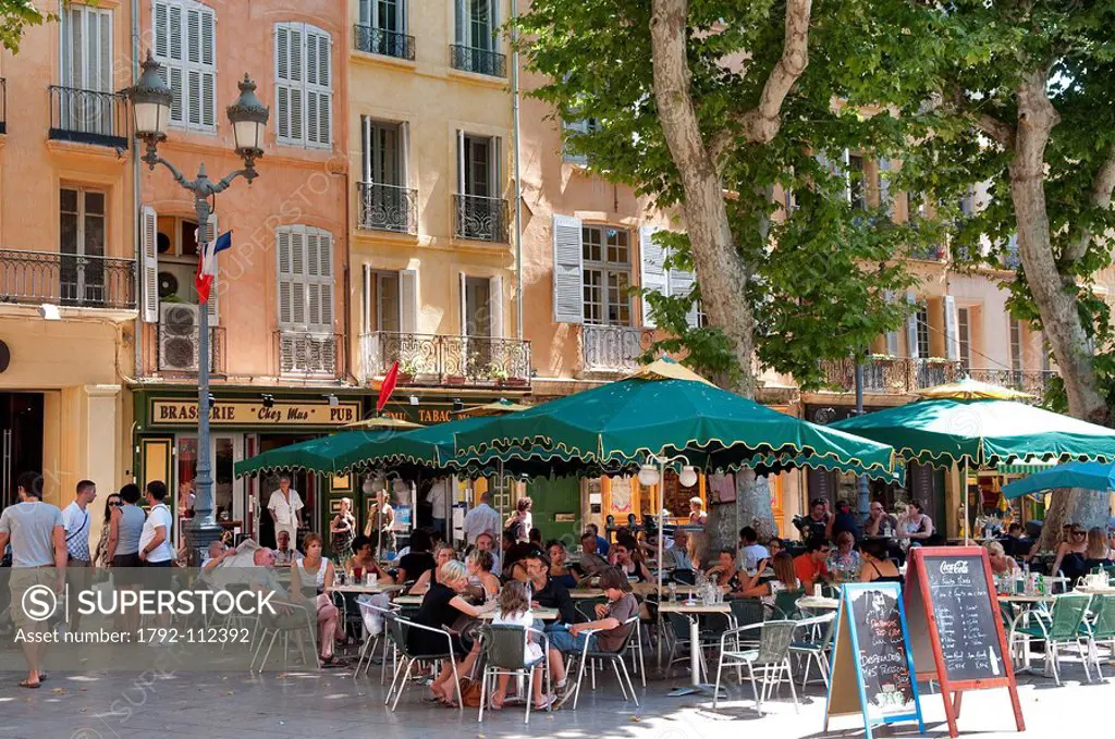 France, Bouches du Rhone, Aix en Provence, the Place de l´Hotel de Ville