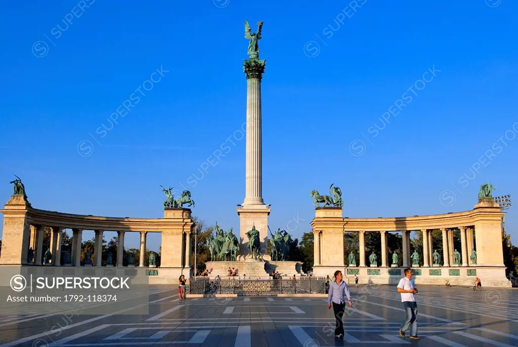 Hungary, Budapest, Heroes´ Square Hosok tere, the Millennium Monument, listed as World Heritage by UNESCO, and the column of 45 metres high with the a...