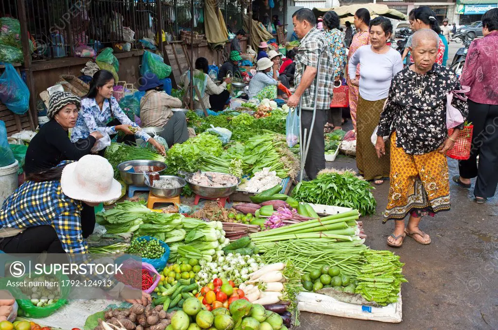 Cambodia, Battambang Province, town of Battambang, the central market