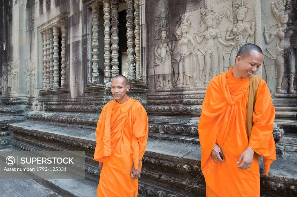 Cambodia, Siem Reap Province, Angkor Temples complex, listed as World Heritage by UNESCO, Angkor Wat Temple of the 12th century, the monks Sambon and ...