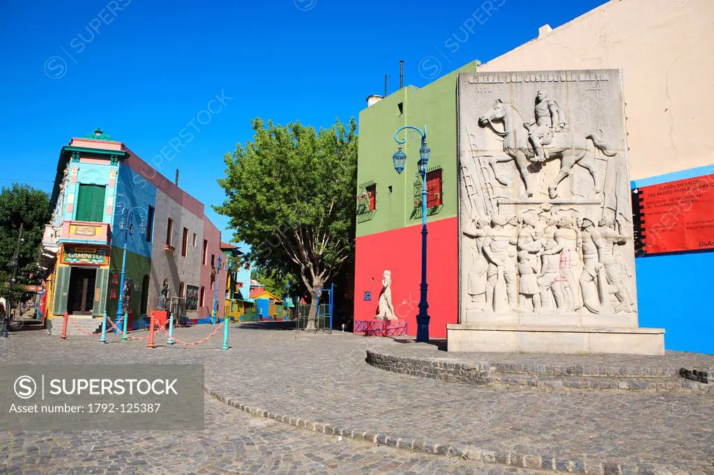 Argentina, Buenos Aires, La Boca district, colourful facade on Caminito street