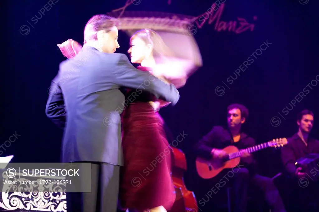 Argentina, Buenos Aires, tango show at Homero Manzi tango cabaret on Boedo avenue