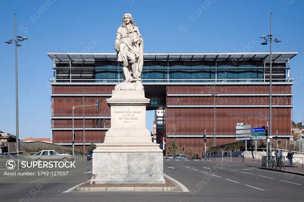 France, Haute Garonne, Toulouse, Pierre Paul Riquet statue in front of Jose Cabanis Media library