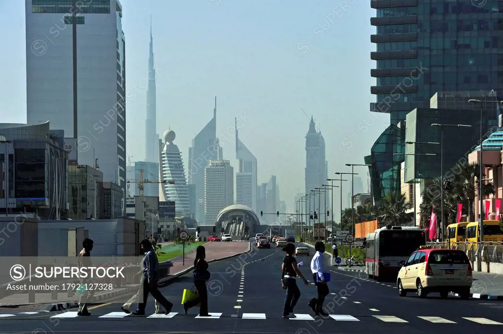 United Arab Emirates, Dubai, the financial center with the Emirates tower