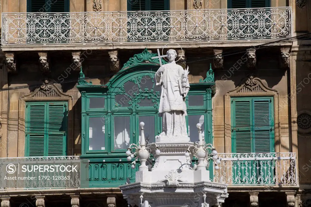 Malta, the Three Cities, Vittoriosa, statue in front of the building of the St Lawrence Band Club Vittoriosa