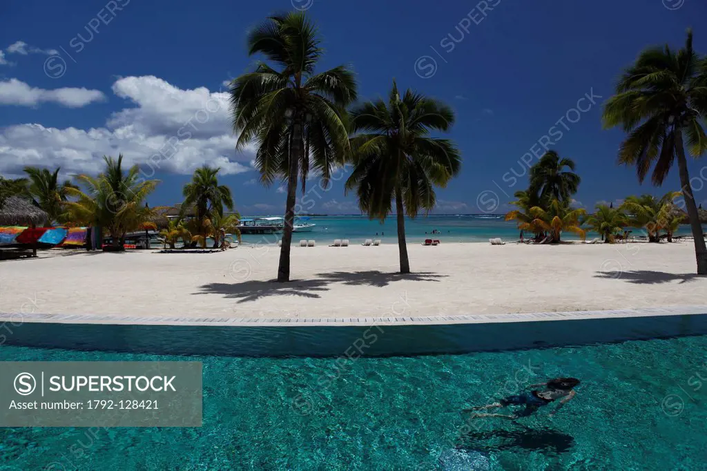 France, French Polynesia, Society Archipelago, Windward Islands, Moorea, Intercontinental resort and hotel, swimming pool