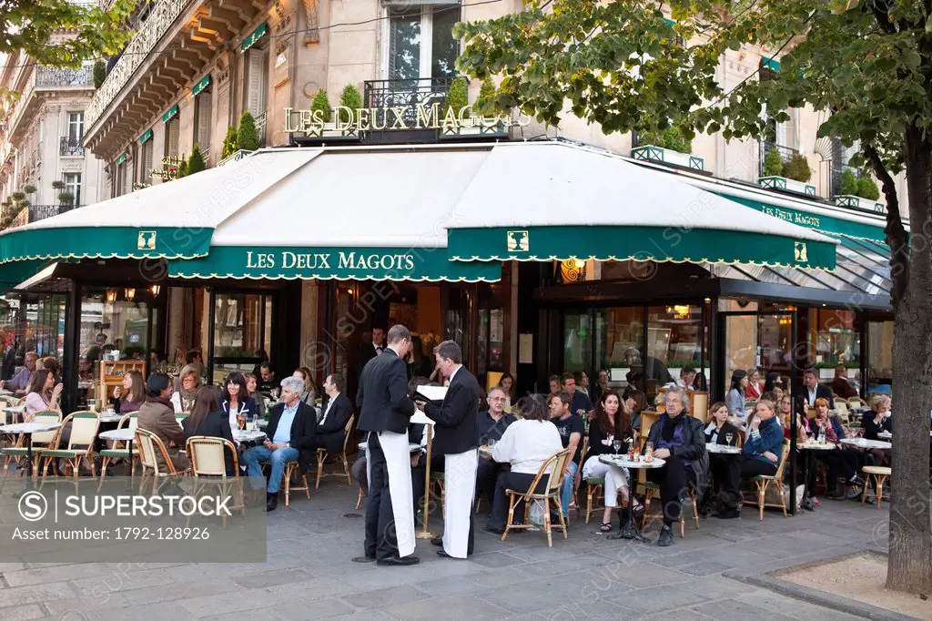 France, Paris, St Germain des Pres, the restaurant Les Deux Magots