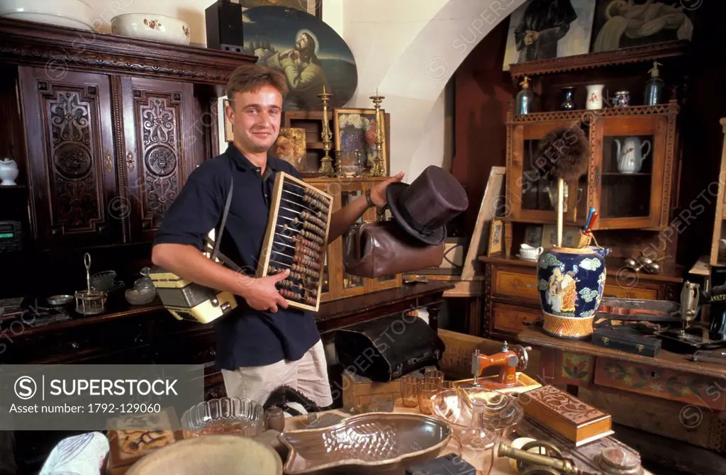 Poland, Lesser Poland region, Krakow, old town Stare Miasto listed as World Heritage by UNESCO, an antique dealer in the old town