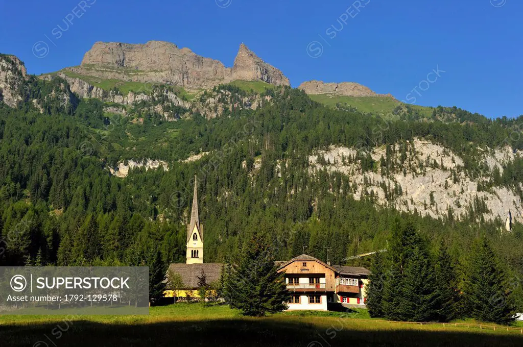 Italy, Trentino_Alto Adige, autonomous province of Bolzano, Dolomites, Val di Fassa, Canazei