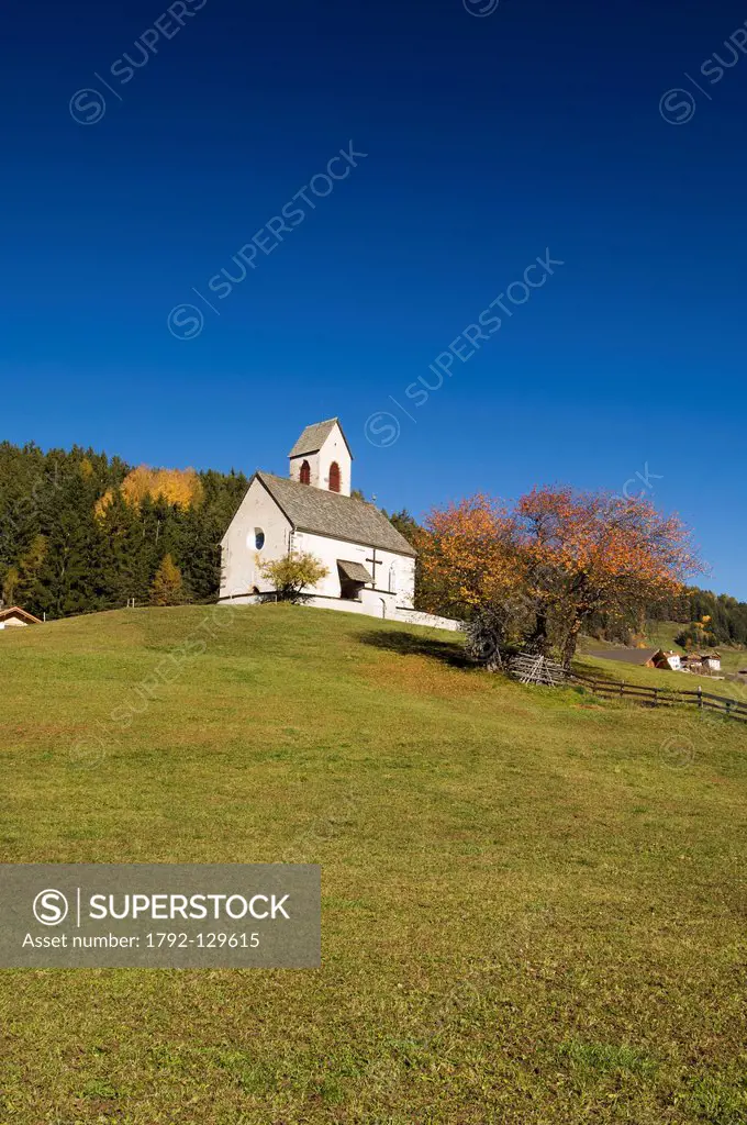 Italy, Trentino_Alto Adige, autonomous province of Bolzano, Dolomites, Val di Funes Funes valley, St Jacob church