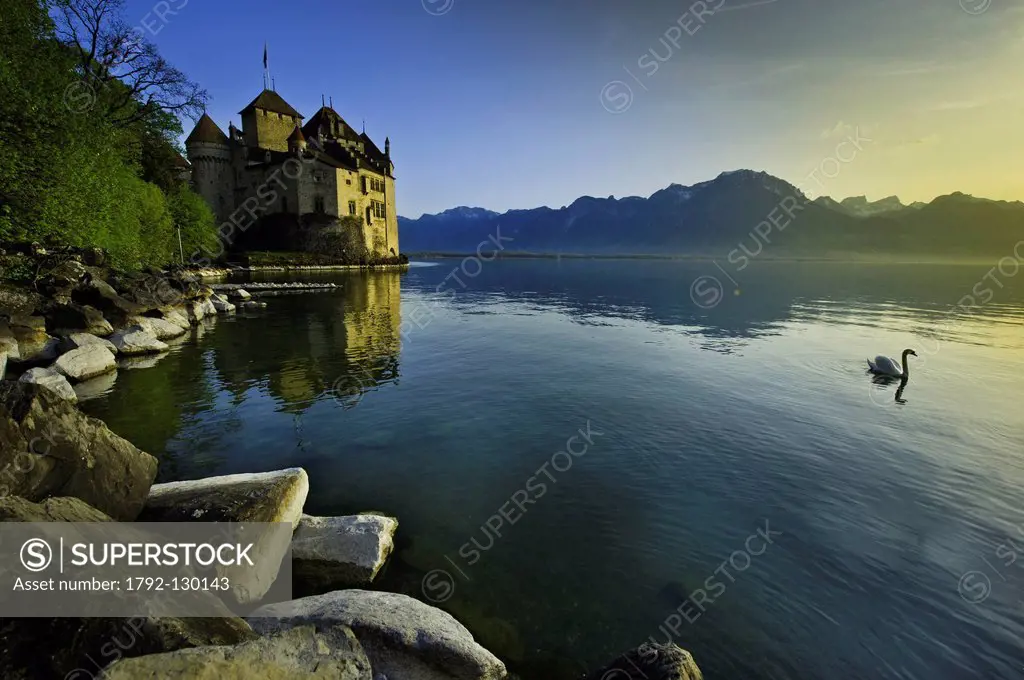 Suisse, Canton of Vaud, Leman lake, Chillon castle at the south of Montreux