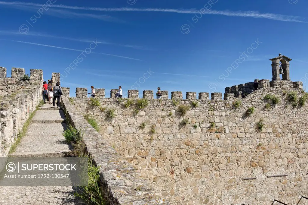 Spain, Extremadura, Trujillo, castle walls built in the tenth century, battlements