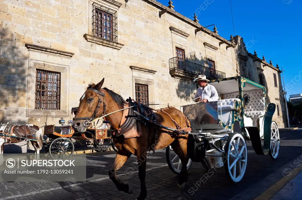 Mexico, Jalisco state, Guadalajara, carriage in the historical center