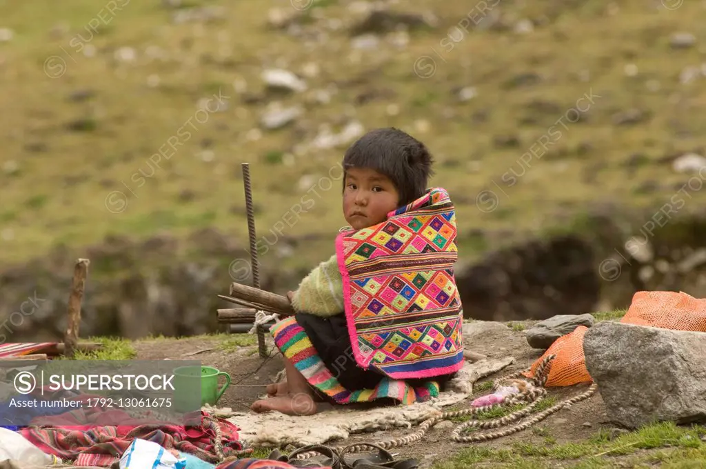 Peru, Carabaya Cordillera, Sinakara Range, Cuzco Province, Q'ero indigenous people, the ultimate descendants of Incas, Quiko community