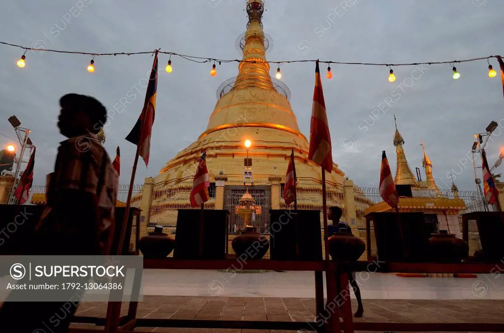 Myanmar (Burma), Yangon Division, Yangon, Botataung Pagoda