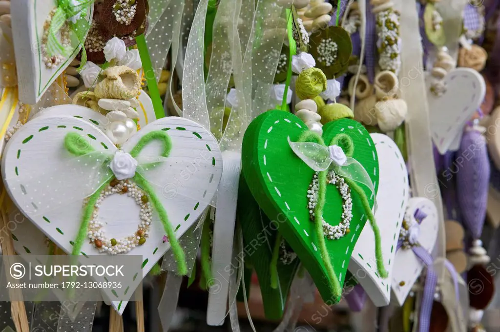 Germany, Bavaria, Munich, heart-shaped decoration on the market