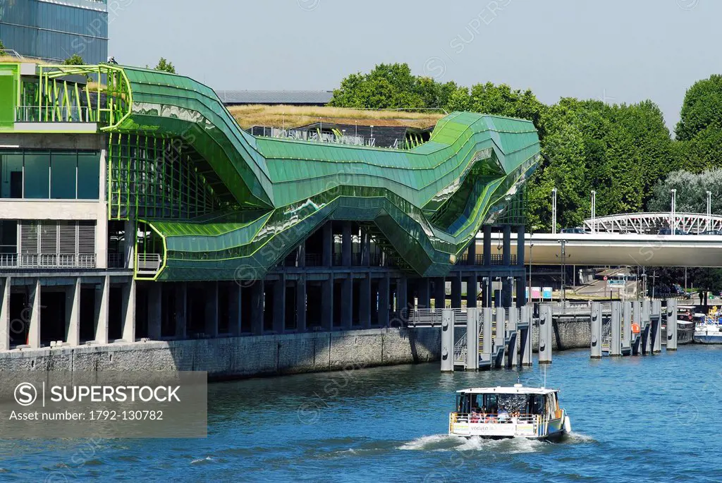France, Paris, Seine River banks listed as World Heritage by UNESCO, Cite de la Mode et du Design, industrial buildings of the former Magasins Generau...