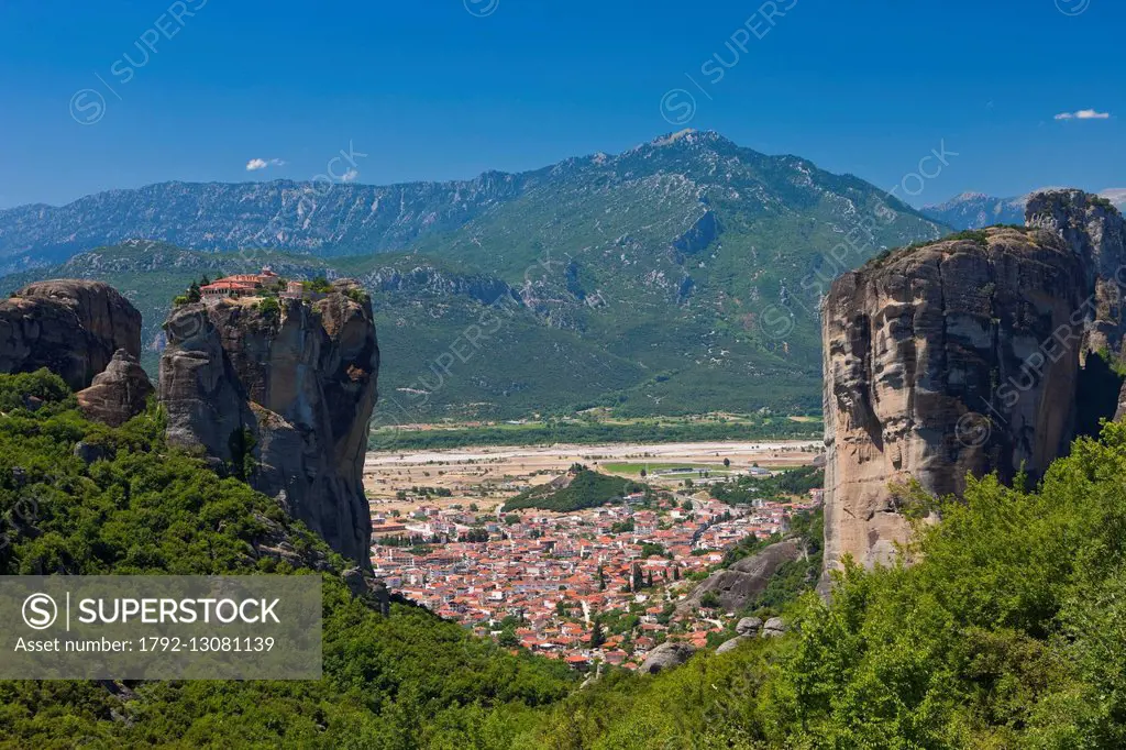 Greece, Thessaly, Meteora monasteries complex, listed as World Heritage by UNESCO, the Monastery of the Holy Trinity (Agia Triada) and the village of ...