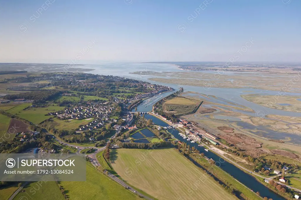 France, Somme, Baie de Somme, Saint Valery sur Somme (aerial view)