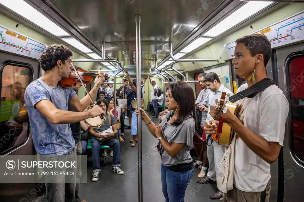 Brazil, Rio de Janeiro, music players in the metro