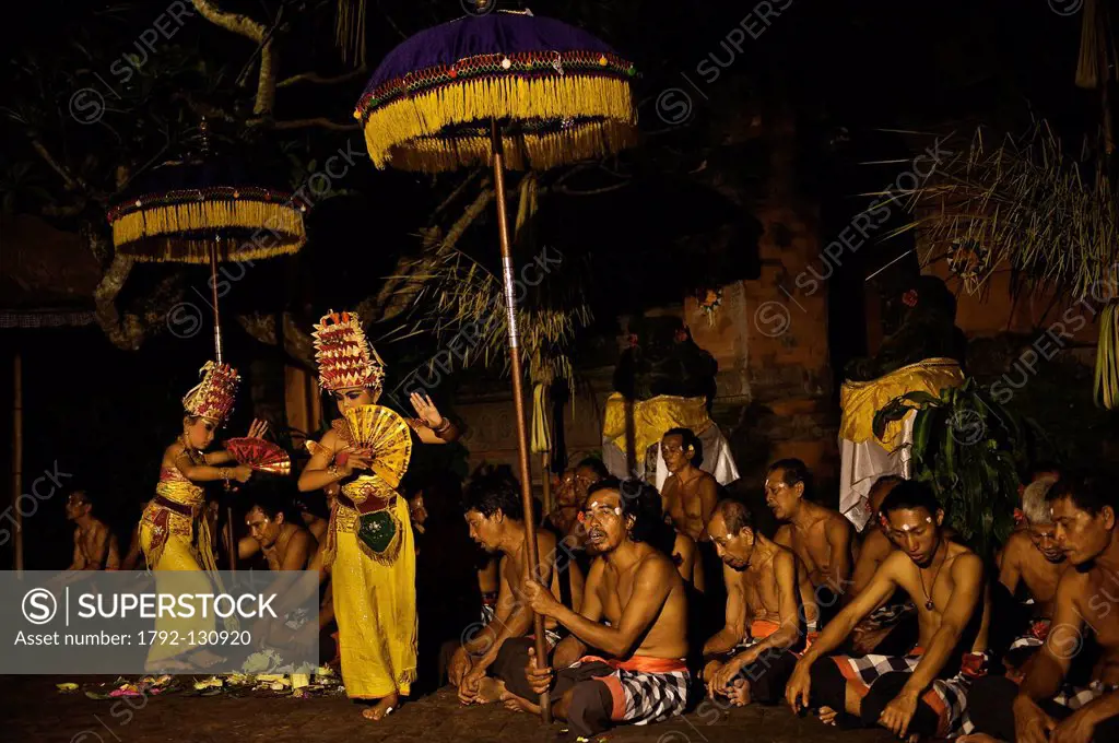 Indonesia, Bali Island, Batubulan village, Kecak dance with Sahadewa company