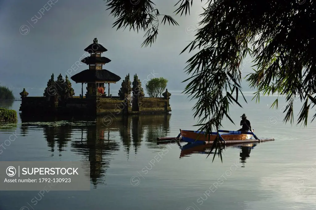 Indonesia, Bali Island, Bedugul village, Ulun Danu temple on Lake Bratan