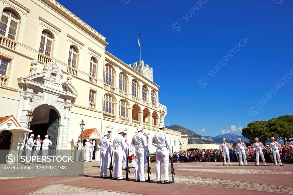 Principality of Monaco, Monaco, the Carabinieri Corps of HSH Prince, the changing of the guard in place of the royal palace