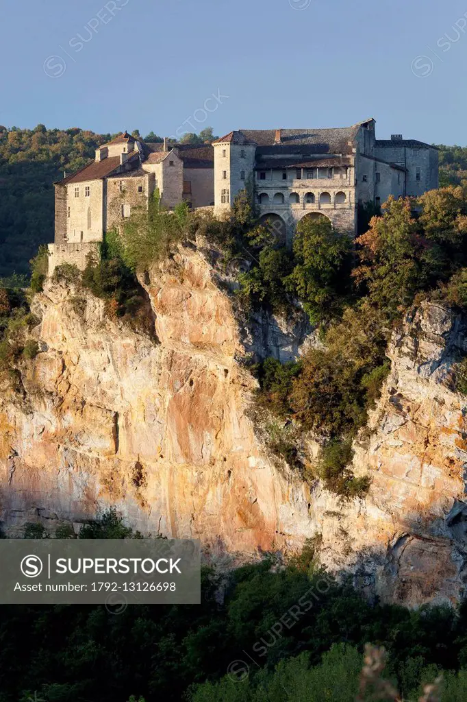 France, Tarn-et-Garonne, Bruniquel, the castles, labelled Les Plus Beaux Villages de France (The Most Beautiful Villages of France)