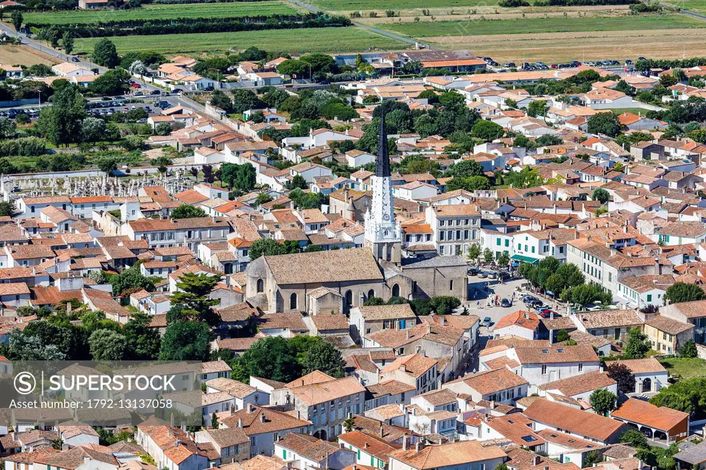 France, Charente Maritime, Ile de Re, Ars en Re, labelled Les Plus Beaux Villages de France (The Most Beautiful Villages of France), the village (aeri...