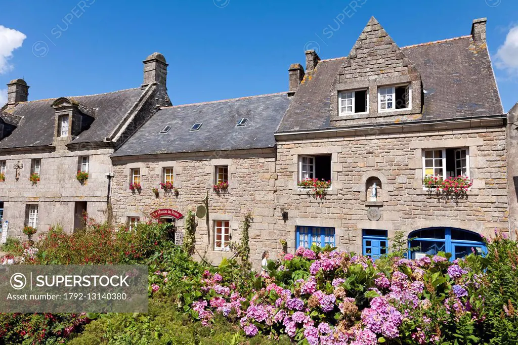 France, Finistere, Locronan, labelled Les Plus Beaux Villages de France (The Most Beautiful Villages of France)