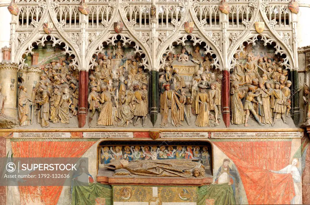 France, Somme, Amiens, Notre Dame d´Amiens Cathedral, listed as World Heritage by UNESCO, Tomb of Ferry de Beauvoir dominated by sculptures contained ...