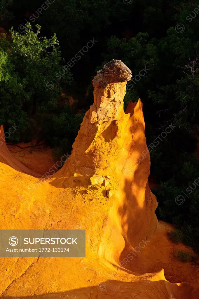 France, Vaucluse, Rustrel, Colorado Provencal, old ocher quarries, fairy chimney aerial view
