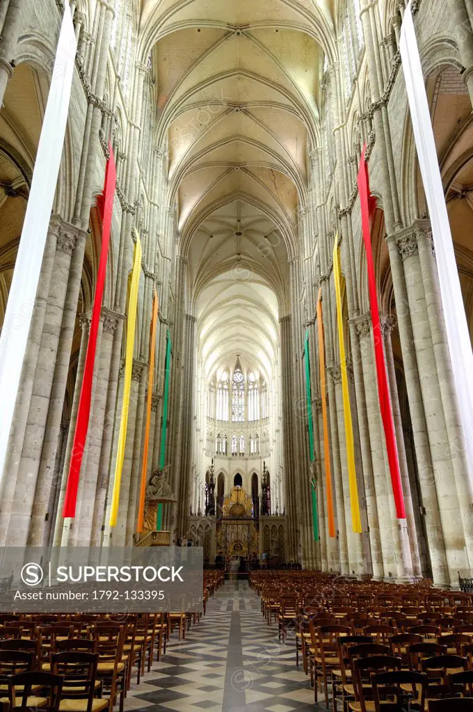 France, Somme, Amiens, inside Notre Dame d´Amiens Cathedral, listed as World Heritage by UNESCO