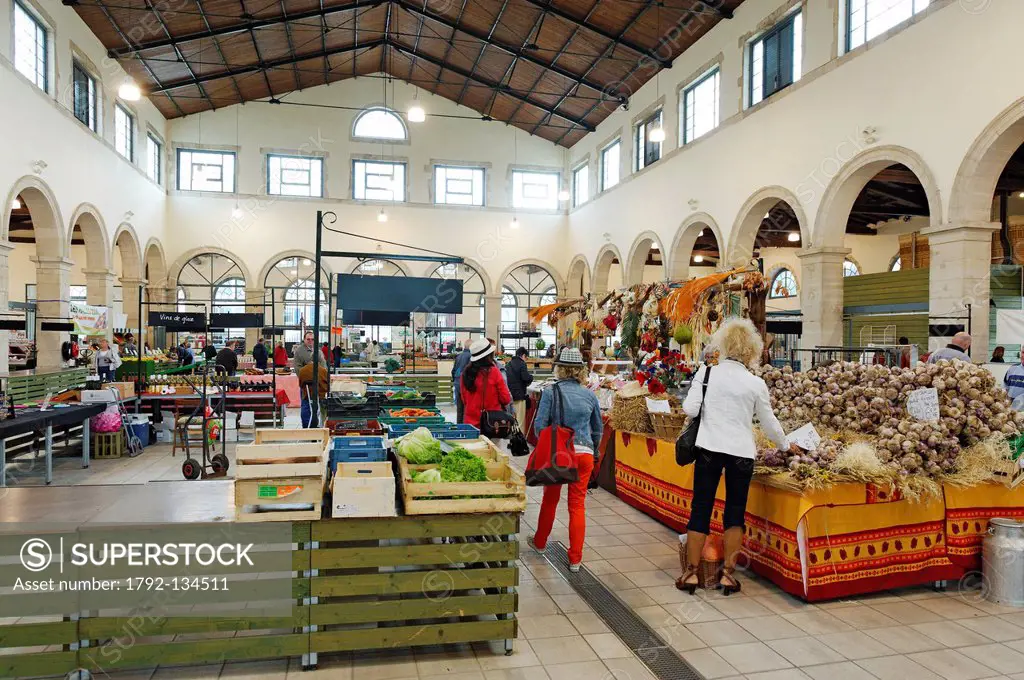 France, Meuse, Verdun, covered market of the 19th century on the site of the former Augustinian convent