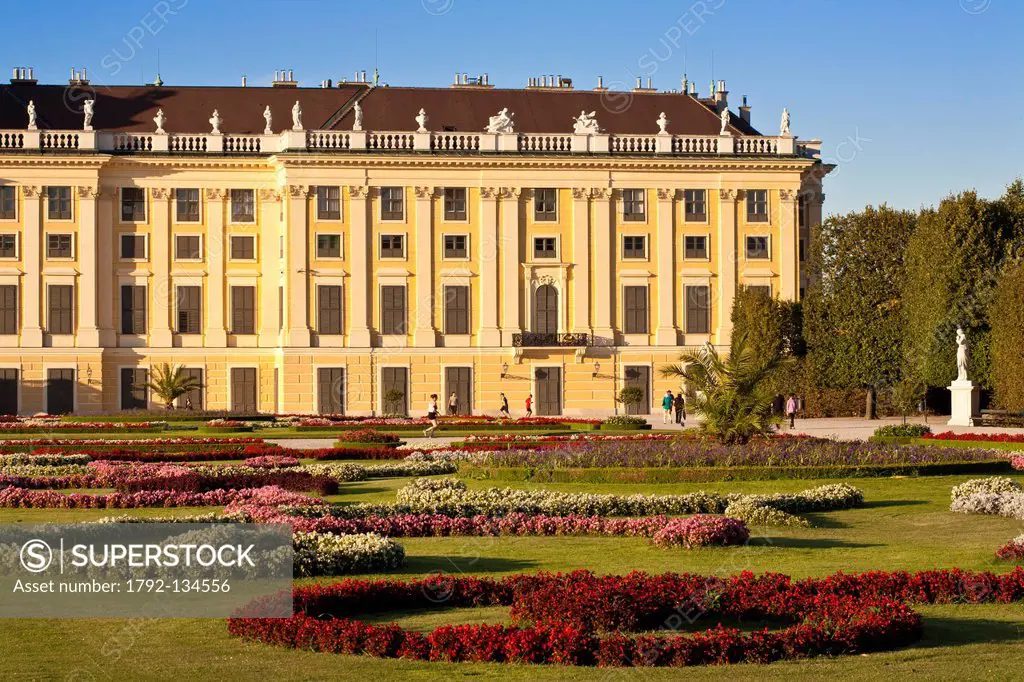 Austria, Vienna, historic center listed as World Heritage by UNESCO, Schonbrunn Castle, built between 1696 and 1699 by Johann Bernhard Fischer von Erl...