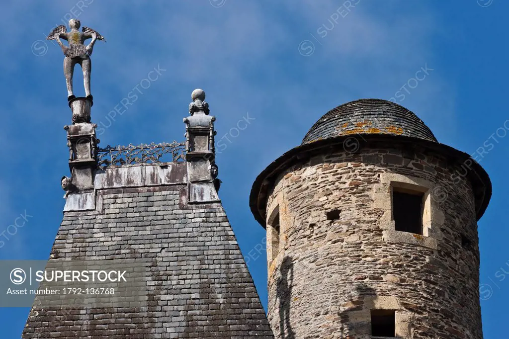 France, Dordogne, Jumilhac le Grand, Castle Jumilhac, Detail of roofs with round tower called Tower Get the Marquis or hat, evoking possible Alchemist...