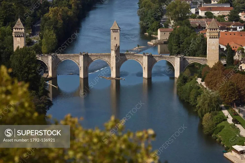 France, Lot, Cahors, the Lot Valley and the Pont Valentre