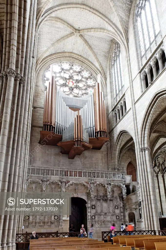 France, Haute Vienne, Limoges, cathedral of Saint Etienne