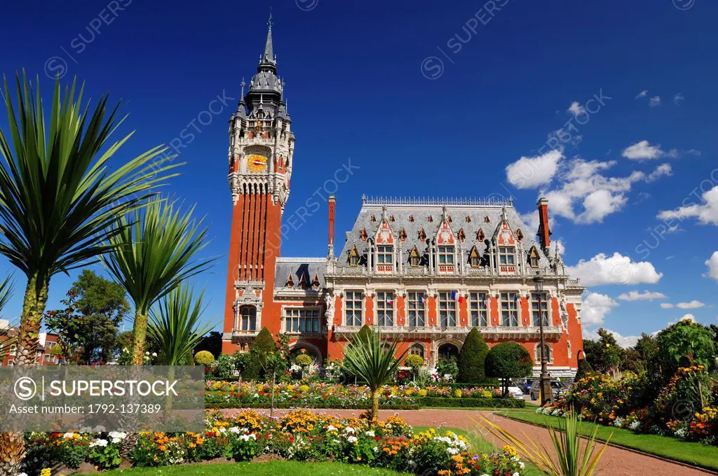 France, Pas_de_Calais, Calais, city hall of Calais topped by it´s Belfry listed as World Heritage by UNESCO