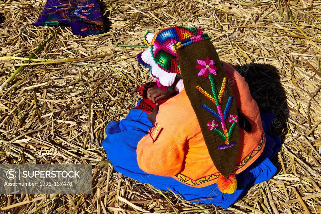 Peru, Puno province, descendants of the indians Uros live on totora floatting islands on the Titicaca lake, mainly from the tourism