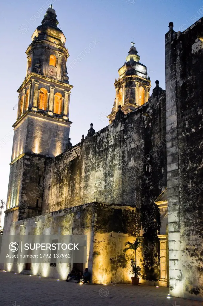 Mexico, Yucatan state, Campeche, a World Heritage of Humanity by Unesco, baroque cathedral Santa Isabel
