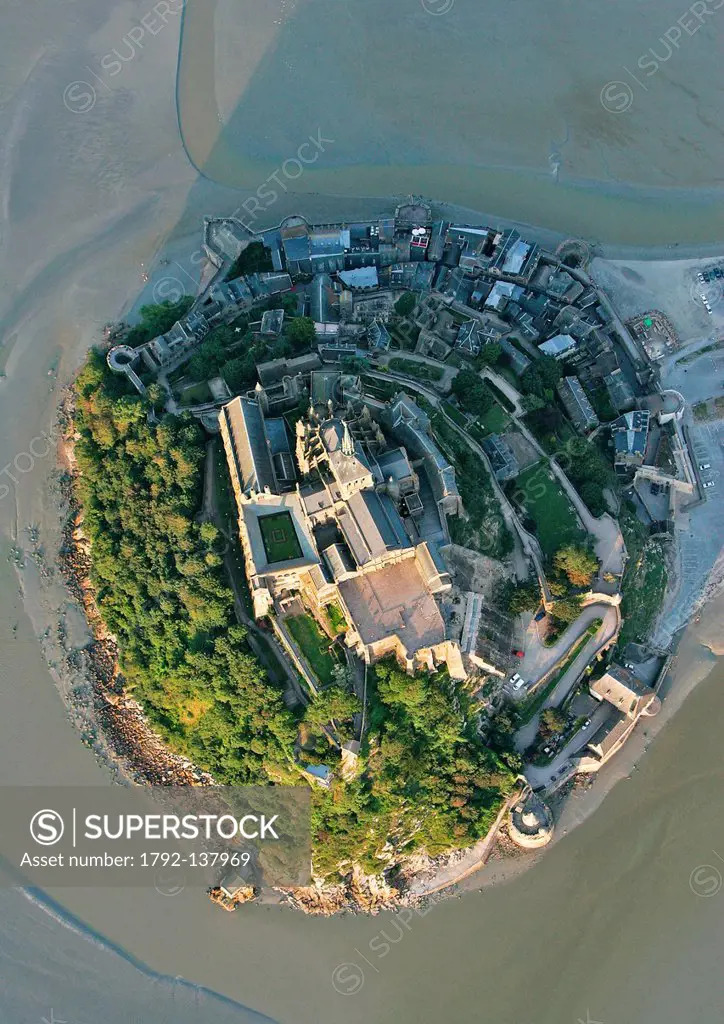 France, Manche, Bay of Mont Saint Michel, listed as World Heritage by UNESCO, Mont Saint Michel upright of the mount