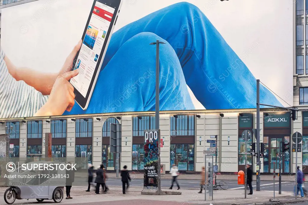 Germany, Berlin, Mitte, Postdamer Platz, an I_Pad advertisement